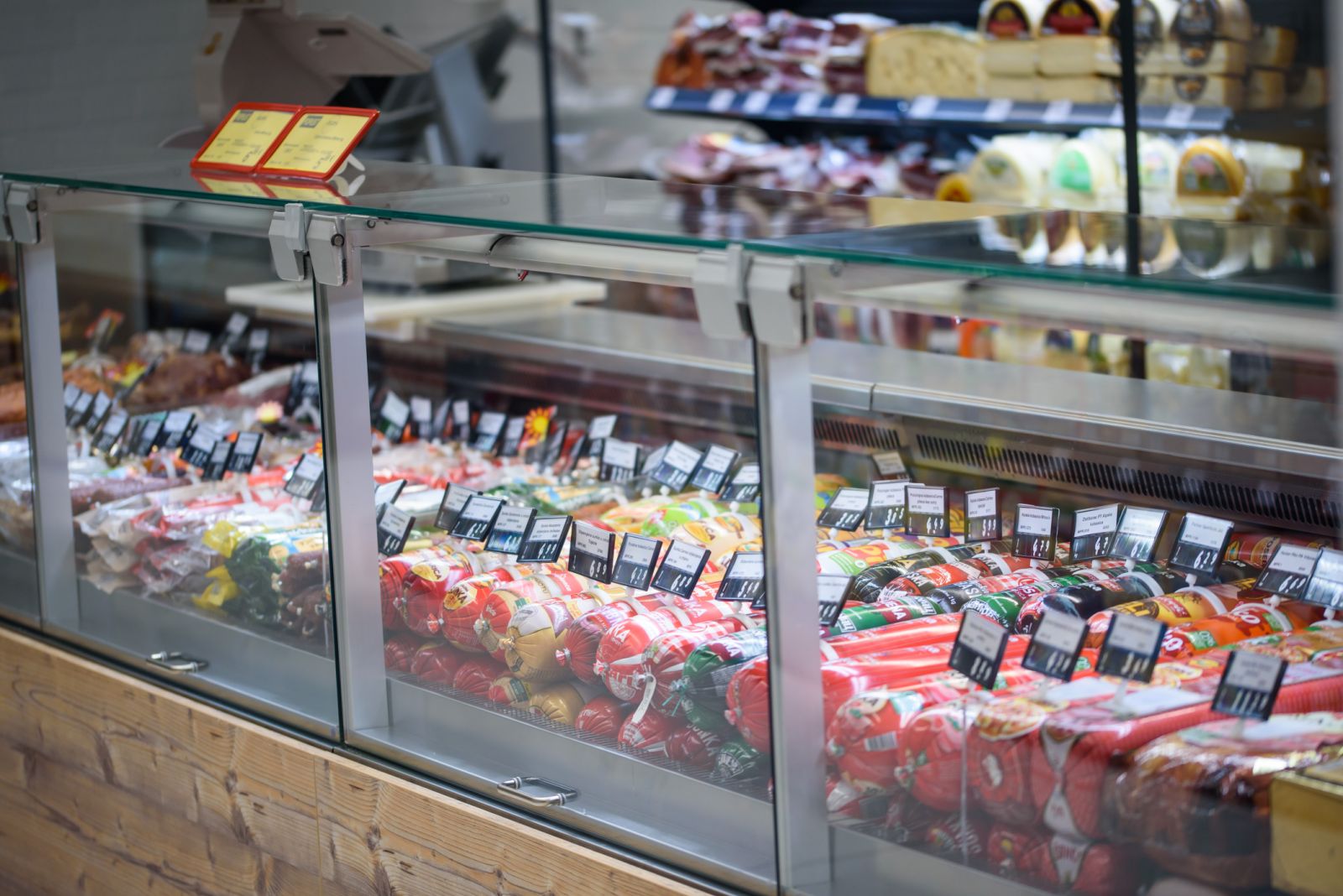 Butcher shop refrigerated display cabinets