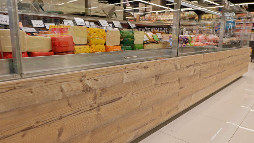 Waterloop system in Aroma Market Stara Pazova