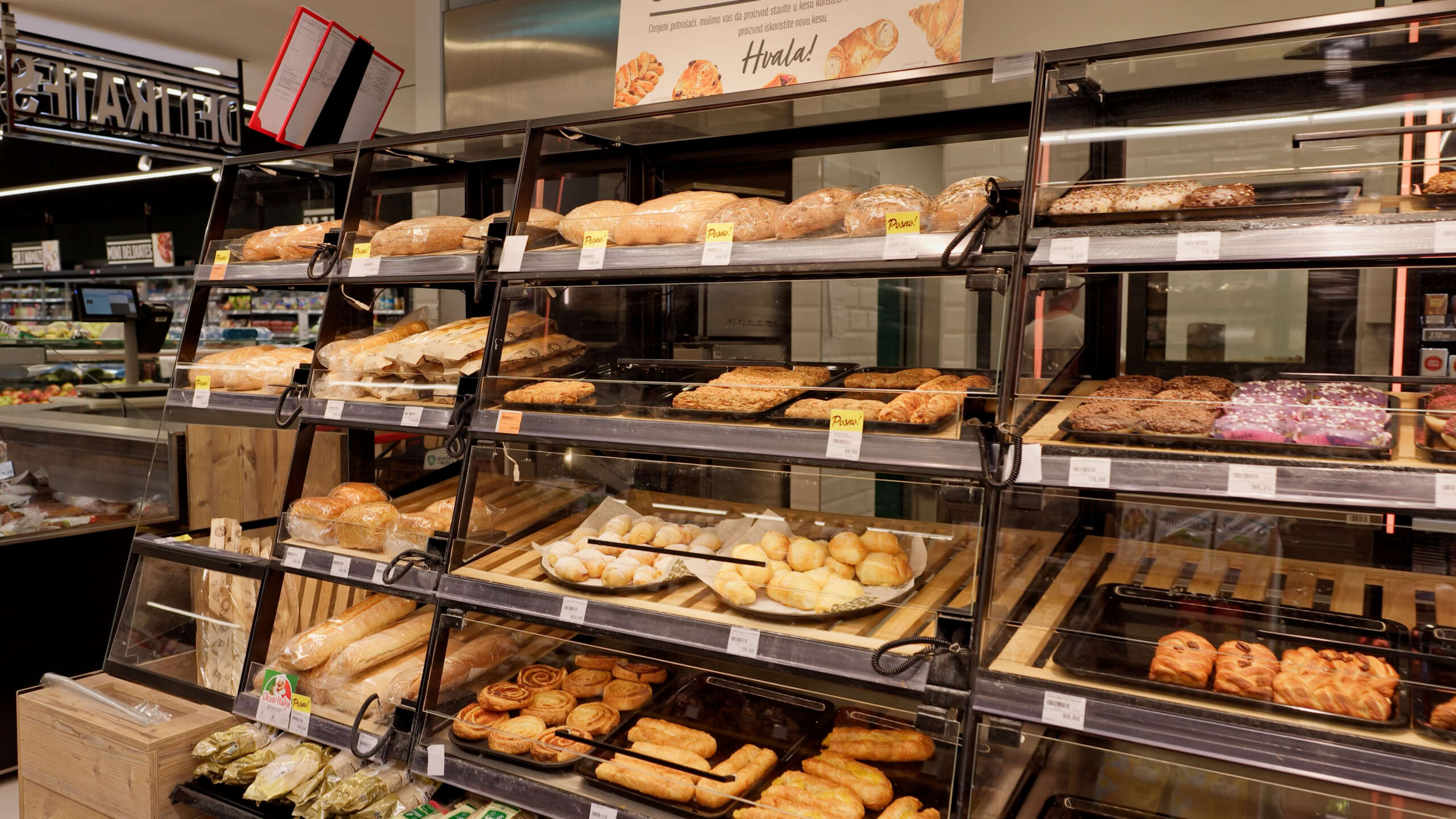Bakery display cabinets