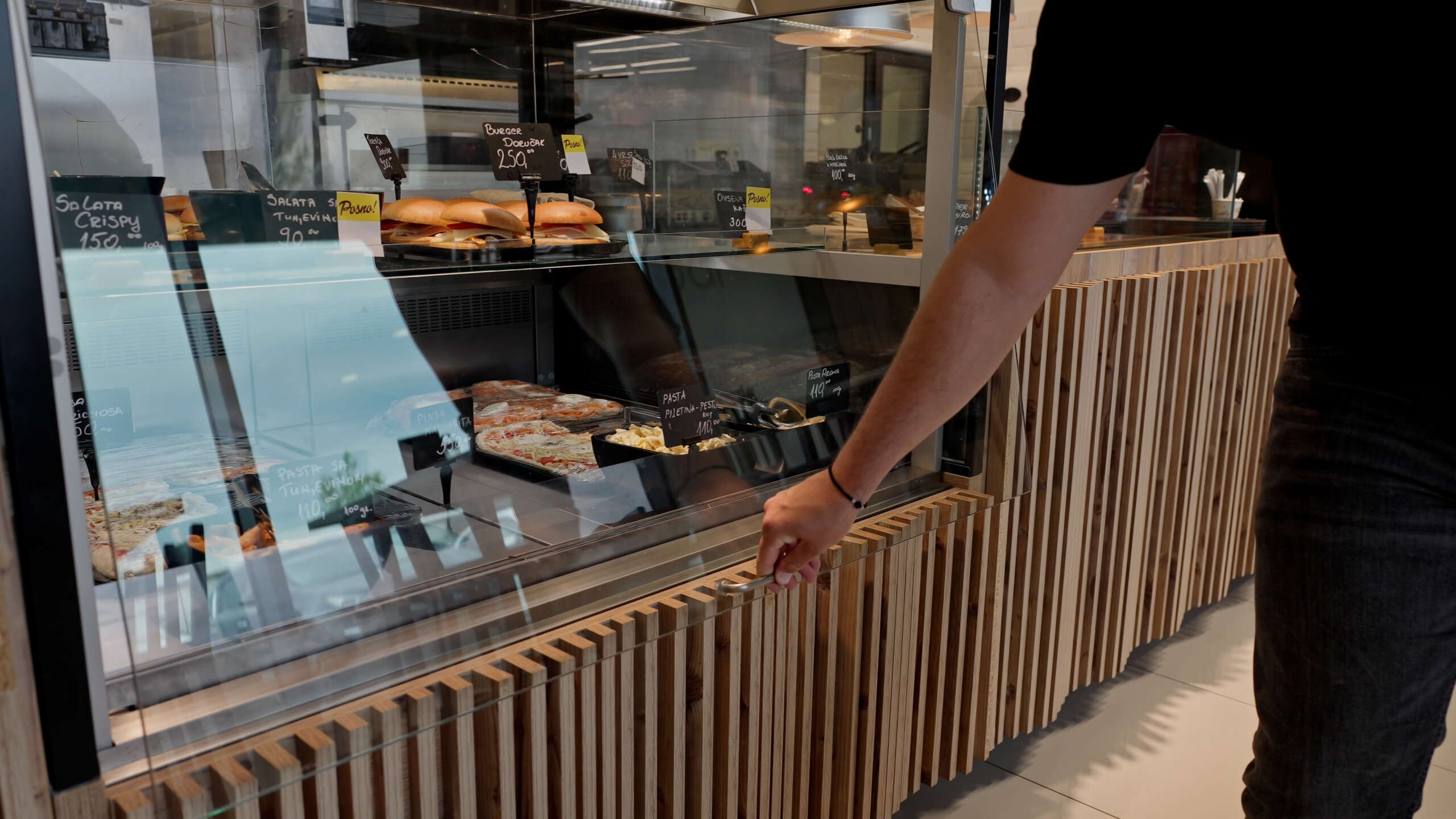 Waterloop system in Aroma Market Stara Pazova