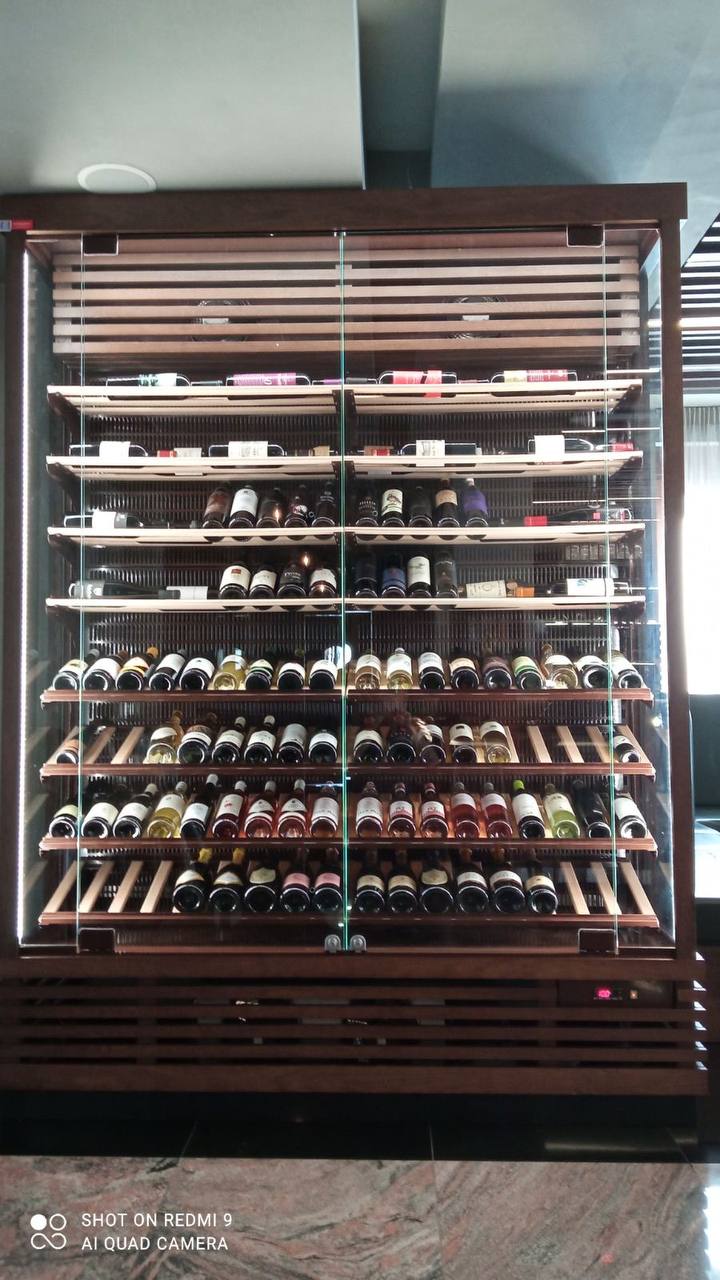 Custom Wine Display Refrigerators