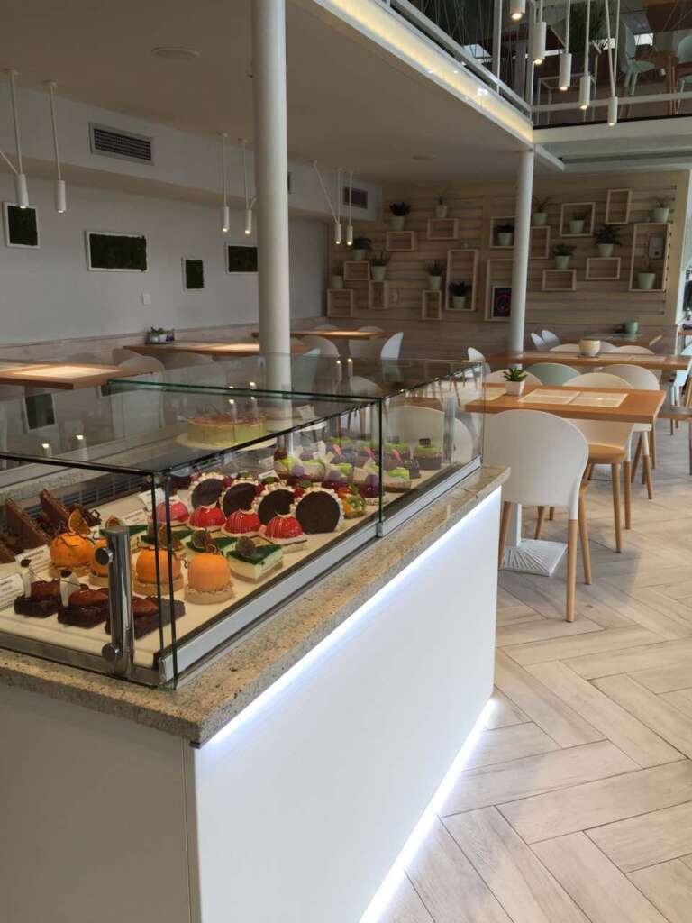 Minjon Horizontal Refrigerated Display Case
