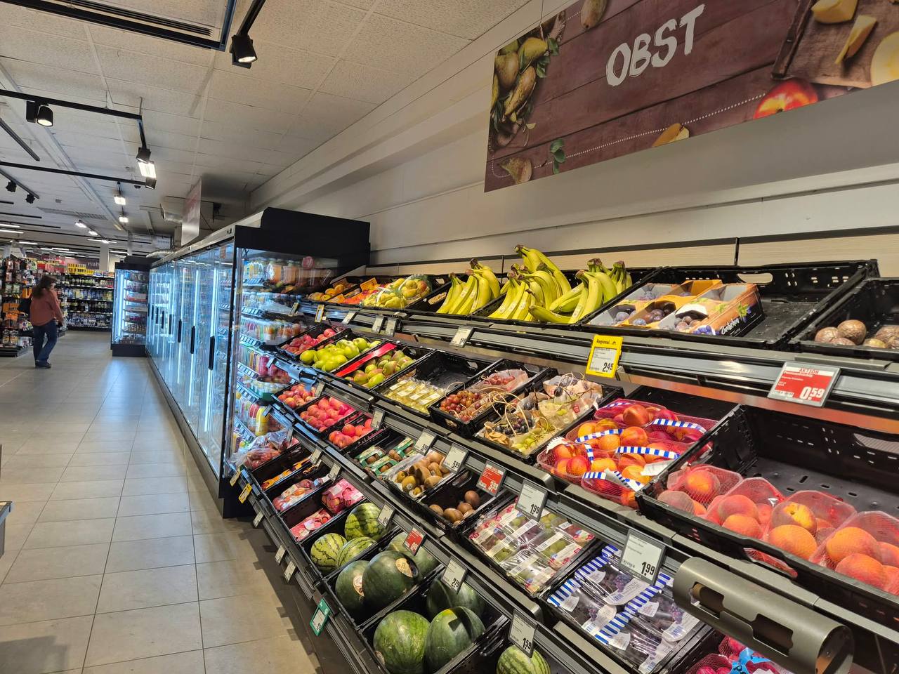 Nienburg retail store refrigeration equipment